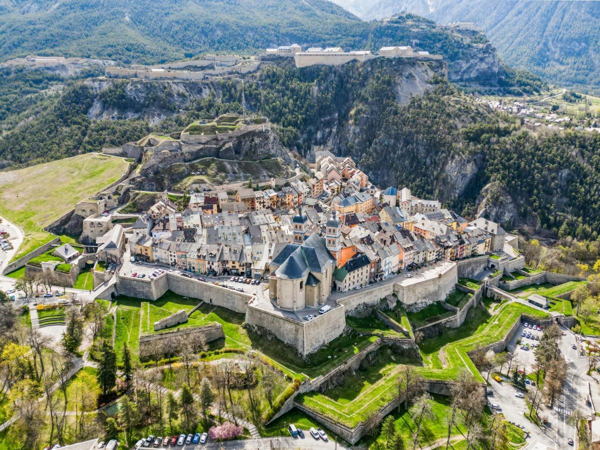 Briancon-drone-landscape-shot