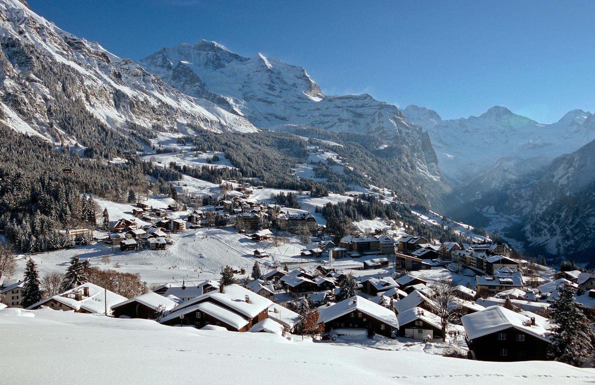wengen ski resort chalets