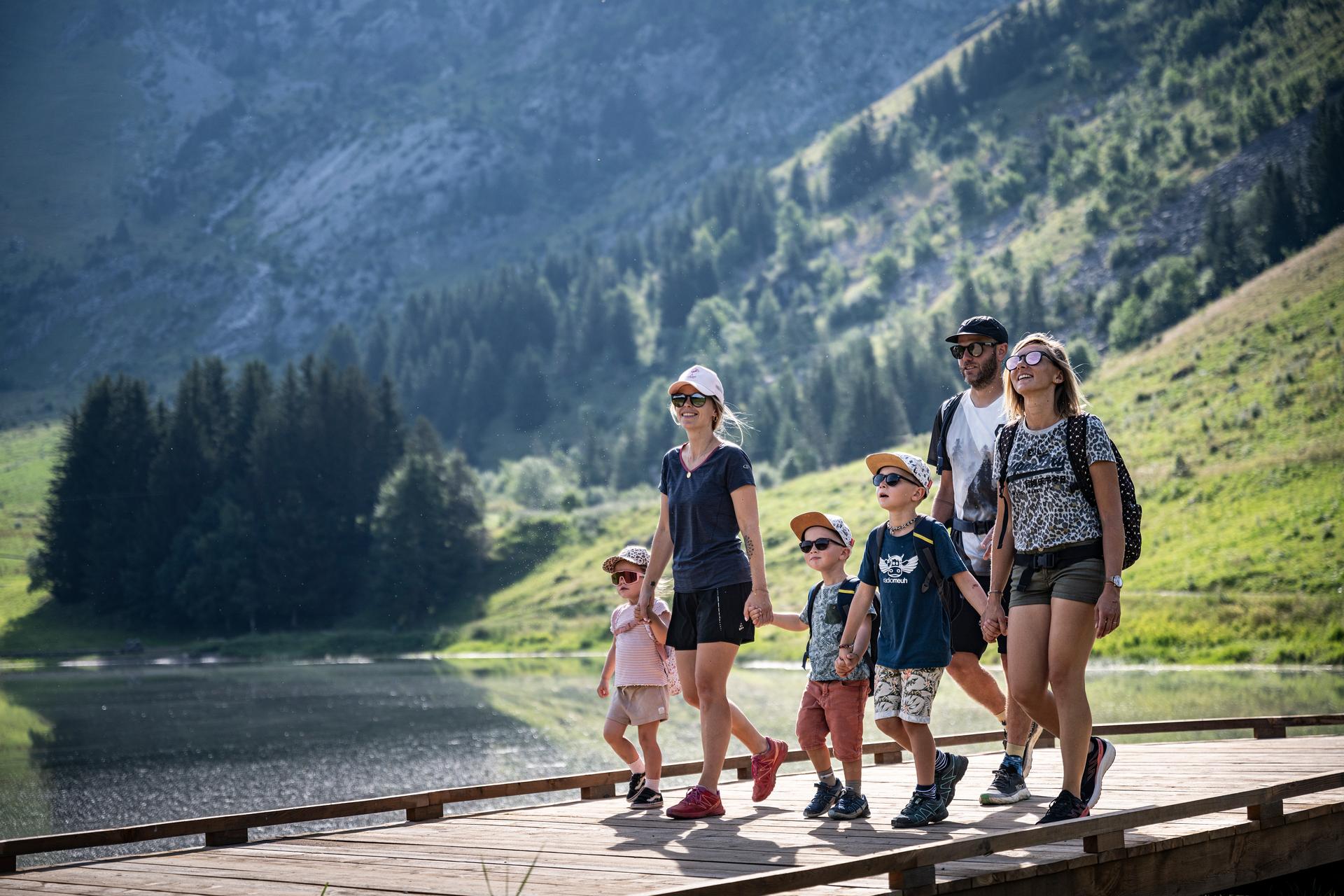 La-Clusaz-Hiking-Family-Boardwalk-Summer